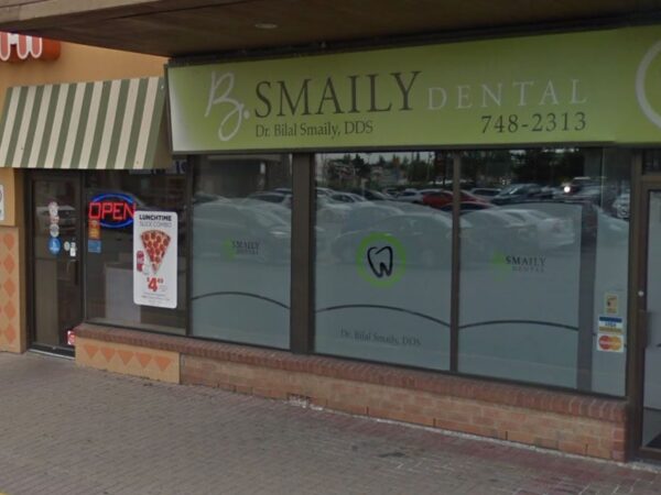 B Smaily Dental
